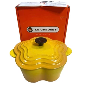 Le Creuset Flor Cocotte 20cm Jaune Dijon Amarillo Nuevo Japón Envío Gratis - Imagen 1 de 4