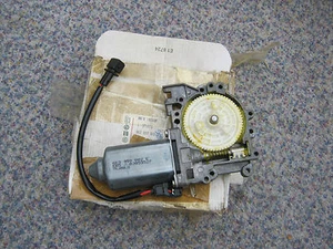 volkswagen and seat electric window motor for polo, ibiza, cordoba - 6K3959802E - Picture 1 of 1