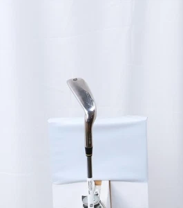 Wilson Launch Pad 2 Pitching Wedge Advance Flex 12711151 Good Left Hand - Picture 1 of 5