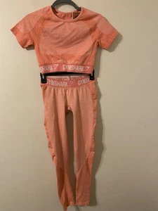 New NWT Women's Orange Pink Coral Gymshark Crop Top Leggings Set Size Small - Picture 1 of 2