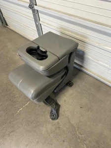 1999-2010 Ford Super Duty LEATHER JUMP SEAT GRAY center console F250 F350 F450 - Picture 1 of 9