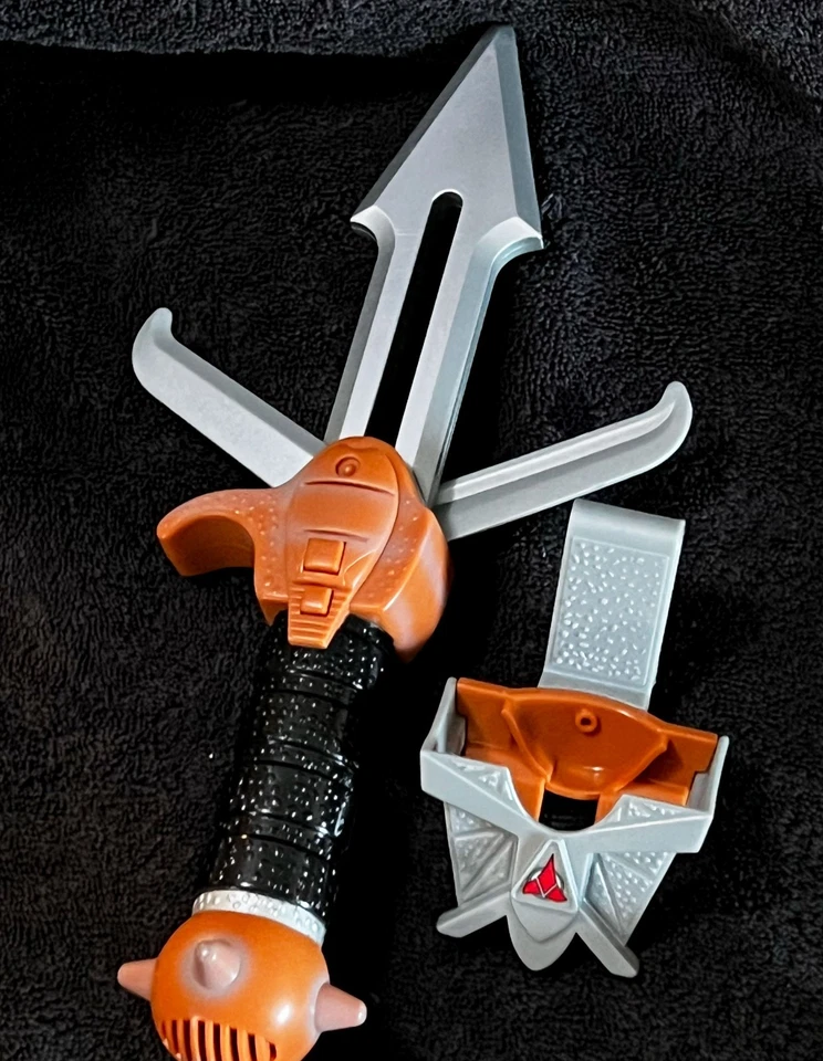 CUCHILLO D'K TAHG • FUNCIONANDO • STAR TREK LA SERIE ORIGINAL • PLAYMATES Foto 1 de 2