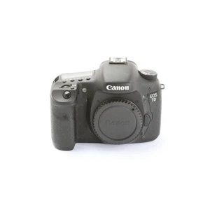 Canon EOS 7D + Defekt (273507) - Bild 1 von 7