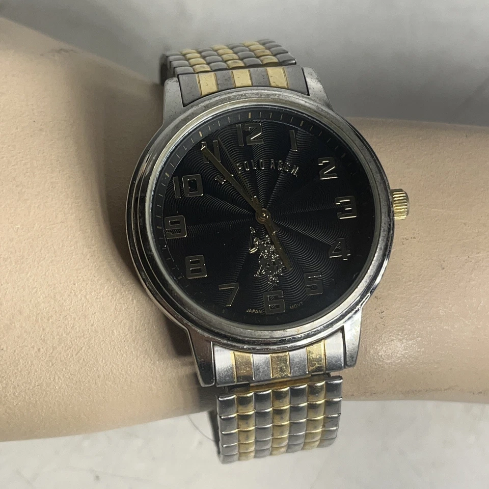 Reloj Polo Assn USC80141 Acero Inoxidable Fondo de Caja Tono Plateado y Dorado Esfera Negra Foto 1 de 1