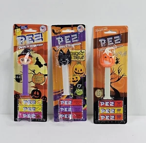 Pez Halloween Süßigkeitenspender 3er Set Hexe Fledermaus Leuchtet im Dunkeln Kürbis Neu - Bild 1 von 2