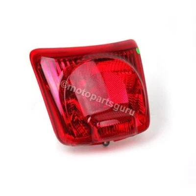 Luz trasera con reflector 1D000570 OEM Vespa GT60 GTS GTV250 Sei Giorni 300 Foto 1 de 3