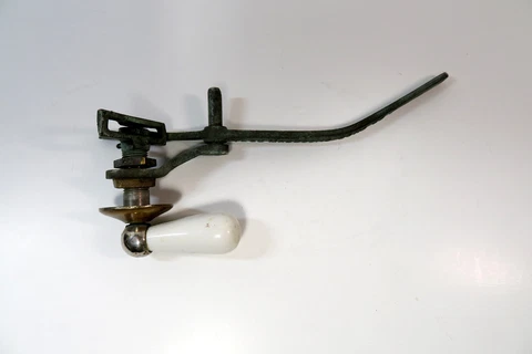 1924 Maddock Antique Cast Brass & CeramicToilet Flush Handle Mechanism Cover