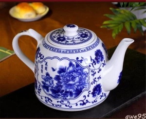 Blue and White Ceramic Teapot Large Capacity Household Insulated Teapot 1.6L - Picture 1 of 5