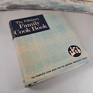 The Pillsbury Family Cookbook 1963 5 Ring Binder - Picture 1 of 17