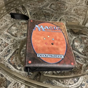 Magic The Gathering Deck master Mini Binder 400 Pocket Capacity New 9.5” X 7” - Picture 1 of 7