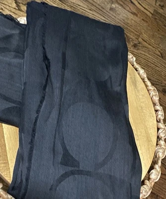 HALLAMENTO RARO Auténtico Coach Estola Chal Envoltura Firma C #C8238 NUEVO SIN ETIQUETAS ENORME 70 X 50 Foto 1 de 4