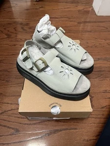 SIZE 9- Women’s Dr Martens Dunnet Flower Sage green Leather Sandals SHIPS FAST - Picture 1 of 3