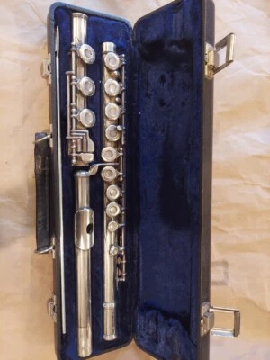 Armstrong 90 Flute, Sterling-Silver, B-Foot. USA. Very Good Condition - Image 1 of 4