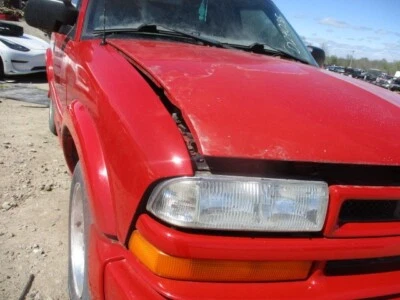 Conjunto de faros derechos usados se adapta a: Chevrolet Blazer s10/jimmy s15 Chevrole 2003 Foto 1 de 4