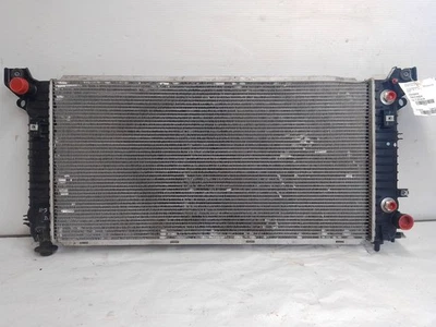 Radiator from 2016 Cadillac Escalade 6.2L AT 12183717 - Image 1 of 4