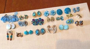 Lot of 20 vintage Clip On earrings signed Avon Sterling More - Picture 1 of 4