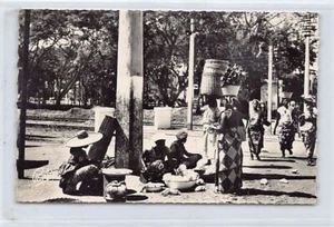 TOGO - LOMÉ - A corner of the Petit Marché - Publ. Pariscoa 3 - Picture 1 of 2
