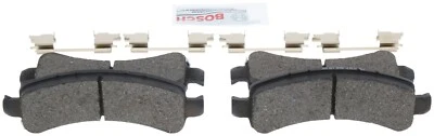 Juego de pastillas de freno de disco traseras Bosch 2003 para Chevrolet Avalanche 1500 2002-2005 tracción trasera Foto 1 de 4
