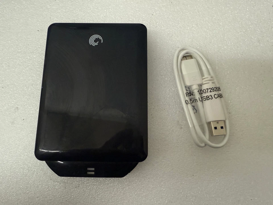 Seagate FreeAgent GoFlex 1TB 9ZF2A5-501 External Hard Drive Black USB 3.0 - Image 1 of 4