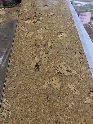 软木浮地板 - 900 毫米 x 300 毫米 (35.43 英寸 x 11.81) x 11 毫米厚。 183.3 平方英尺 — 第 1/2 张图片