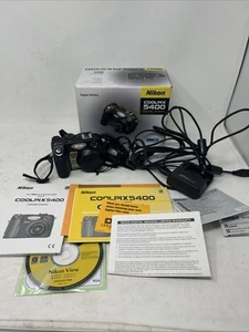 Nikon Coolpix 5400 Retro Point & Shoot Digital Camera Black with Accessories - Picture 1 of 9