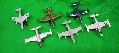 Aerei Militari Metallo Vietnam scala 1-100-1/87 no box 6  pezzi 13 Cm Circa  L10 - Immagine 1 di 2