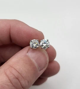 Mens Ladies Real Moissanite Stud Earrings 1ct 2ct VVS D GRA Certified Pair - Picture 1 of 4