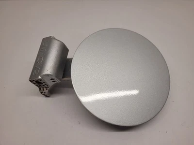 2010-2015 HYUNDAI TUCSON Fuel Filler Door Silver 695102S000 10-15 Foto 1 de 4
