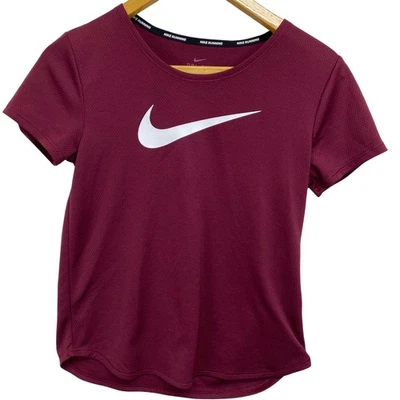 Nike Dri-FIT Camiseta para Correr XS Borgoña Granate Correr Entrenamiento Atlético Camisa Foto 1 de 4