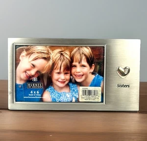 Burnes Of Boston "Sisters" Pix Bilderrahmen 4x6 Foto Silber mit Gold Herz - Bild 1 von 6