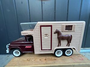 Buddy L Horse Van w Original Box & Horses stables 5463 Red broken windshield 60s
