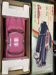 Luxe Car Tin Friction Cadillac Type 1950 Car MF330 COMPLETE! - Picture 1 of 20