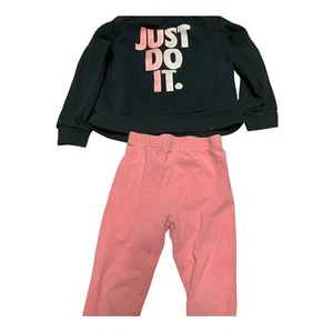Nike  4t shirt & pants - Picture 1 of 6