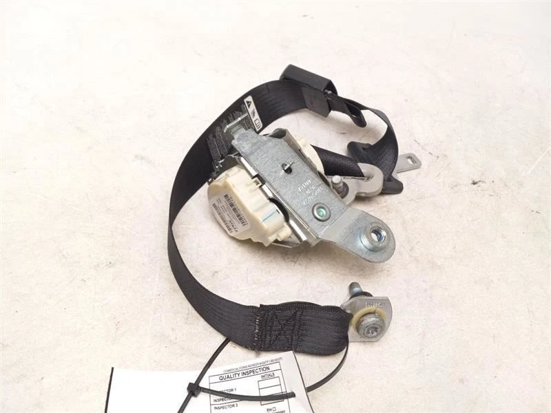 НАТЯЖИТЕЛЬ РЕМНЯ БЕЗОПАСНОСТИ ЗАДНЕГО ПАССАЖИРА подходит для CHRYSLER TOWN COUNTRY 2008 - Изображение 1 из 4