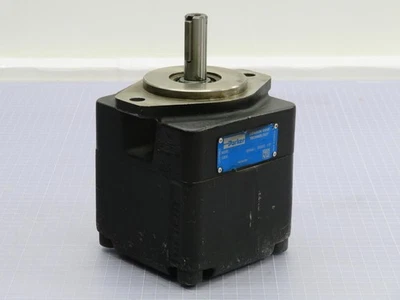 BOMBA HIDRÁULICA DE ROTACIÓN EN SENTIDO HORARIO PARKER T7BS-B14-1R01-B100 15G03 137 T213957 Foto 1 de 4