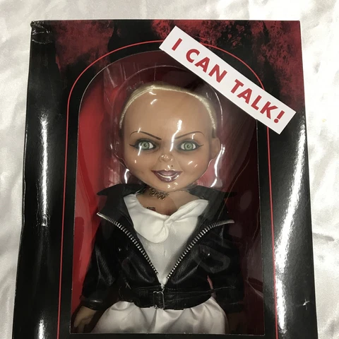 Mezco Bride of Chucky 15" Talking Tiffany Figure (78015) Cover