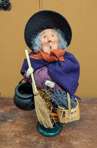 Byers Choice Carolers 2006 RARE Halloween Emporium Witch w/Broom & Cauldron 12" - Picture 1 of 7