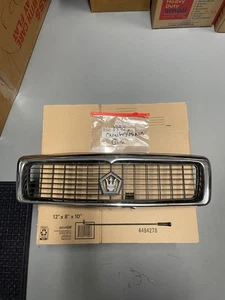 🔥 1989 - 91  CHRYSLER TC MASERATI FRONT GRILLE W/EMBLEM OEM - Bild 1 von 19