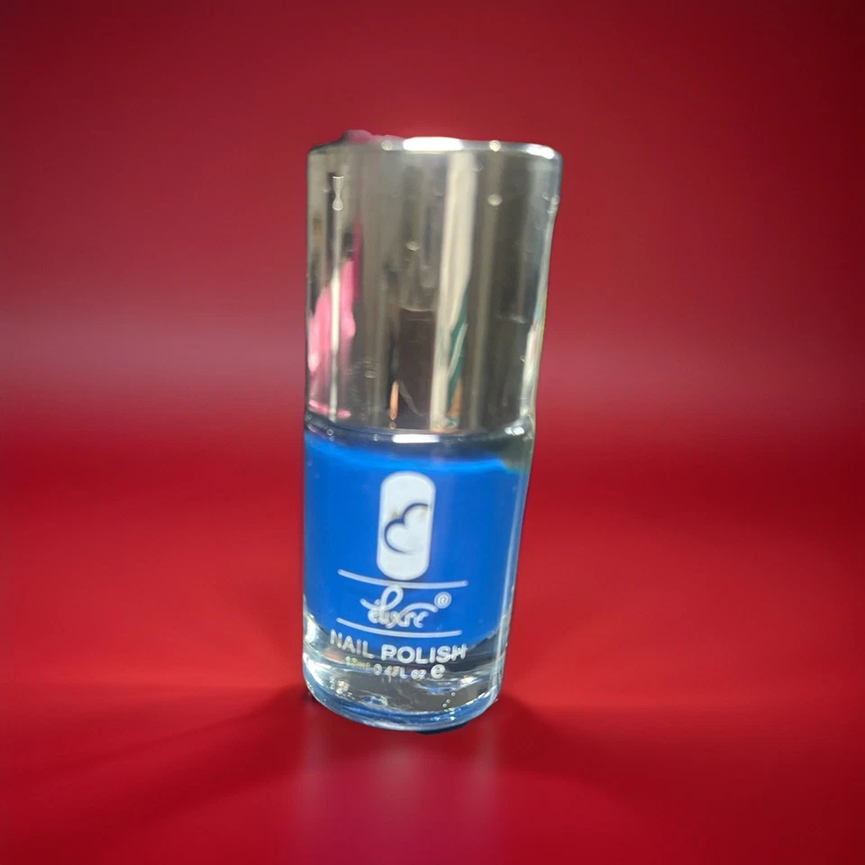 Esmalte de uñas azul real secado rápido 3 capas acabado perfecto  Foto 1 de 1