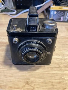 Vintage Brownie Six-20 Brownie Special Box Camera - Picture 1 of 11