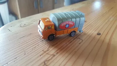 Majorette  MERCEDES Camion Poubelle ville de PARIS - Photo 1/4