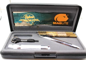 Vintage Space Pen and Maglite Combo Set Rarity - Picture 1 of 3