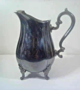 Gorham Vintage Silver Plate Heritage YH 342 Baronial Ice Lip Water Pitcher - Picture 1 of 8