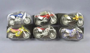 Motocross Models Collection Maisto Kawasaki Yamaha Suzuki Honda Scale 1:18 - Picture 1 of 7