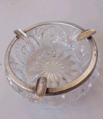 Posacenere Antico In Argento 800 E Cristallo  Punzoni Italiani - Fine Silver  - Immagine 1 di 4