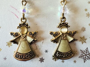 Dangling Angel Earrings Pierced Christmas Holiday Jewelry - Bild 1 von 3