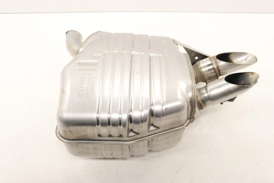 Silenciador trasero derecho escape motor AUDI A8 2019-2025 3,0 L OEM 4N0253612J Foto 1 de 4