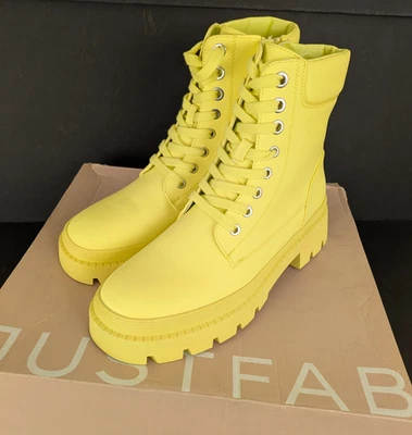 Botas de combate JustFab Tevos de cuero sintético amarillo neón para mujer 9 nuevas con etiquetas Foto 1 de 4