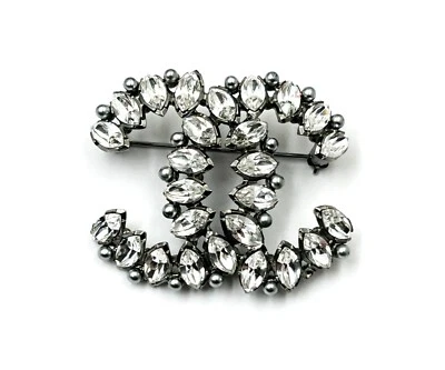 Broche Chanel Raro Gunmetal CC Cristal Marquesa Foto 1 de 3