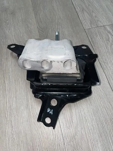 Engine Motor Mounts & Automatic Trans Mount 4PCS for Toyota Prius 21-16 1.8L CVT - Picture 1 of 3